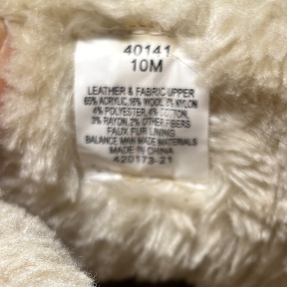 Minnetonka Torrey Slipper Booties tan and cream men’s size 10 - Picture 11 of 11